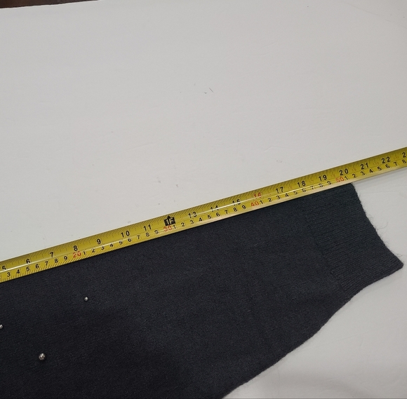 NWT H&M gray beaded knit sweater sz.L women's - Picture 7 of 8